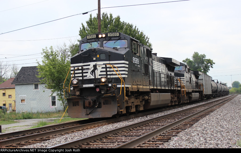 NS 9589 & NS 9412
